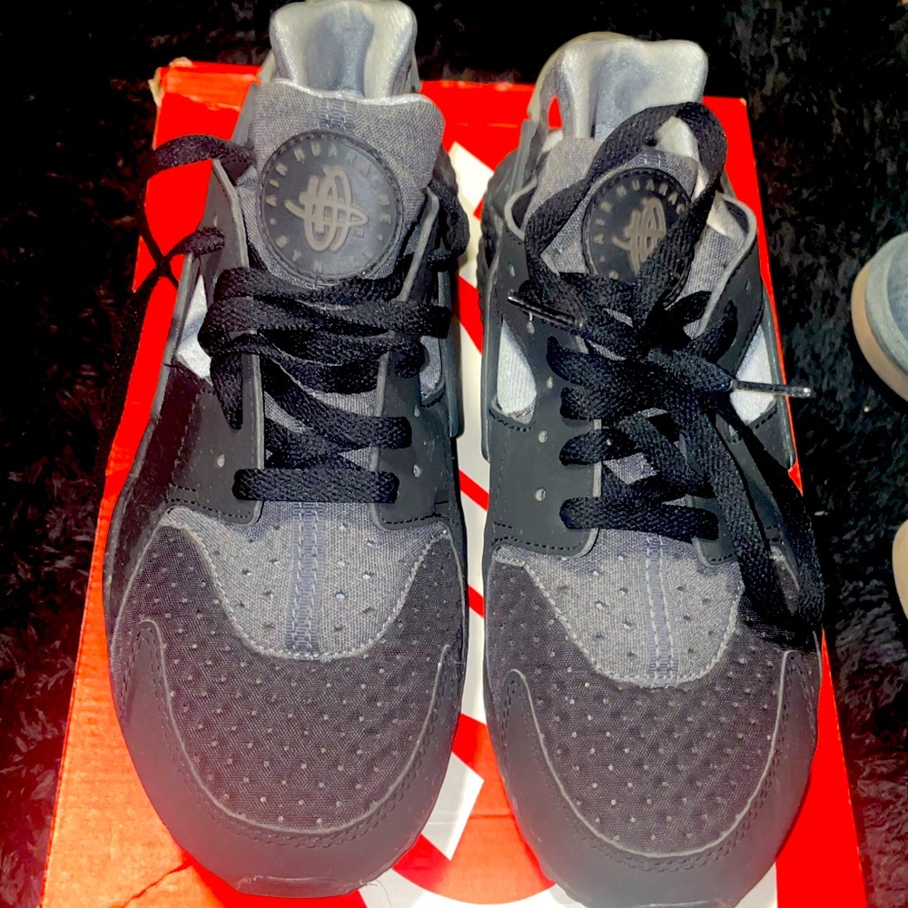 Nike huaraches
